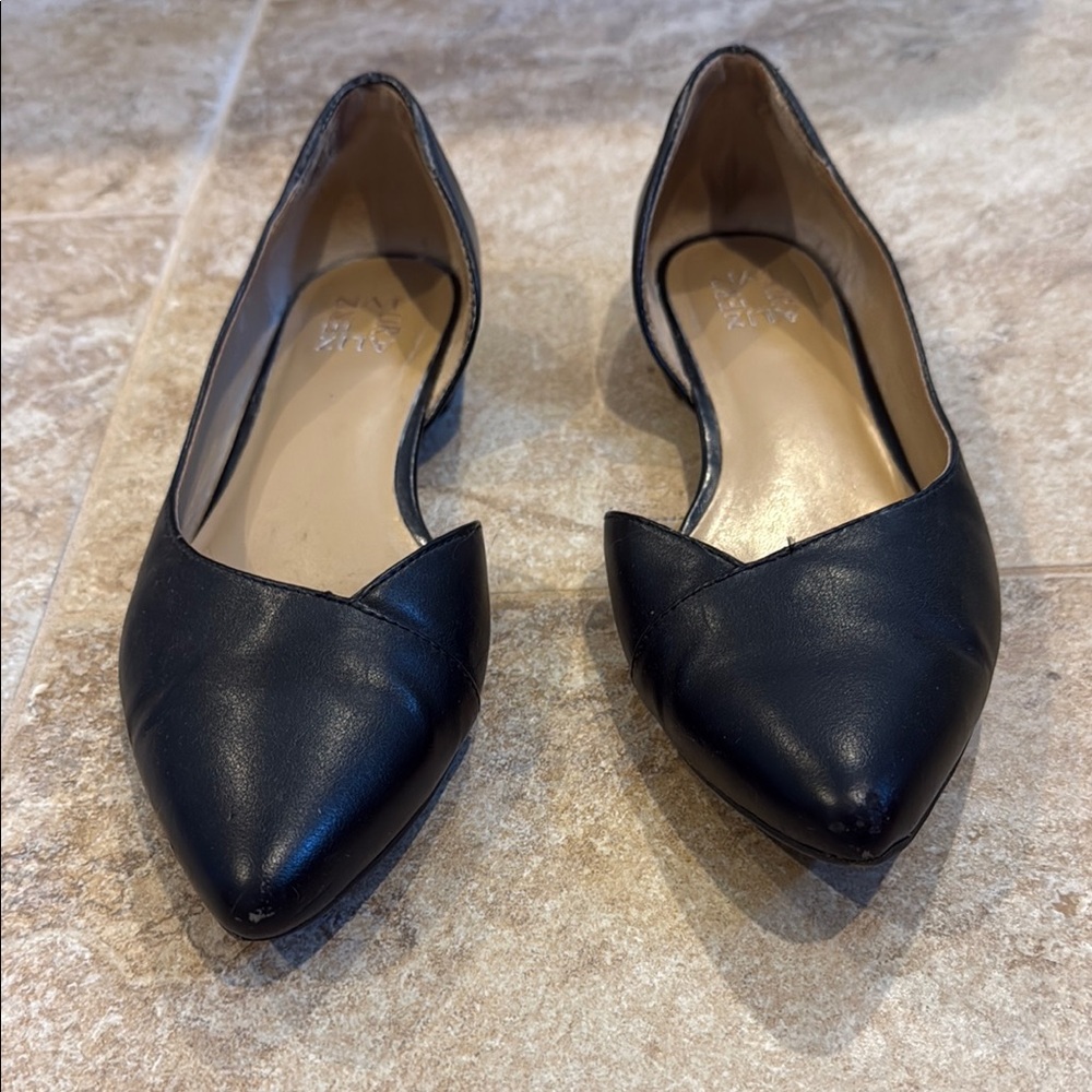 Naturalizer Black Flats